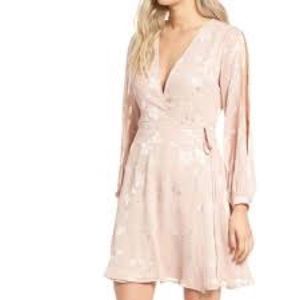 Astr the label Burnout Wrap Long Sleeve Dress; Medium Women’s Pit